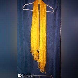 Jones New York Knit Scarf Golden Yellow Mustard Viscose Tassel Shawl Wrap